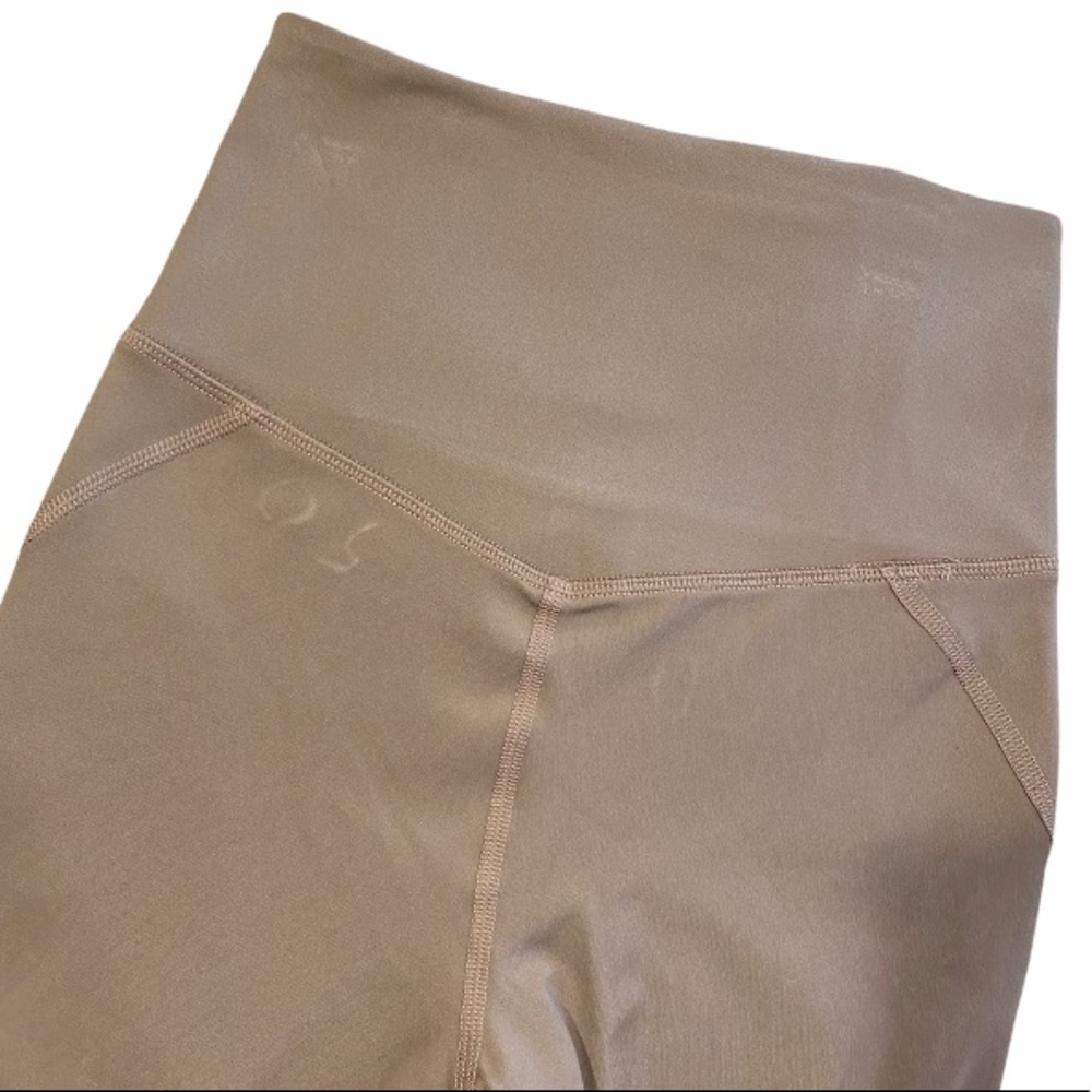 ❤️SOLD❤️Girlfriend Collective Biker Shorts - Picture 7 of 9